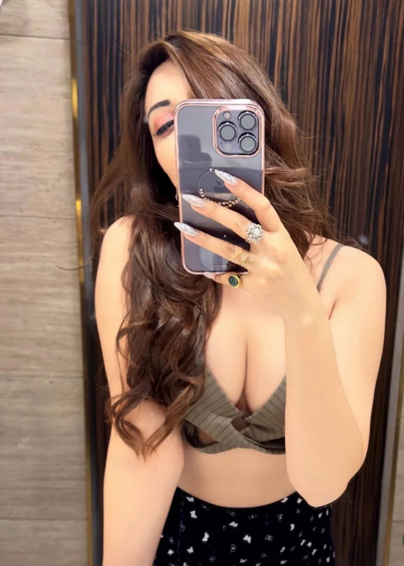 Surat Call Girl Near Me